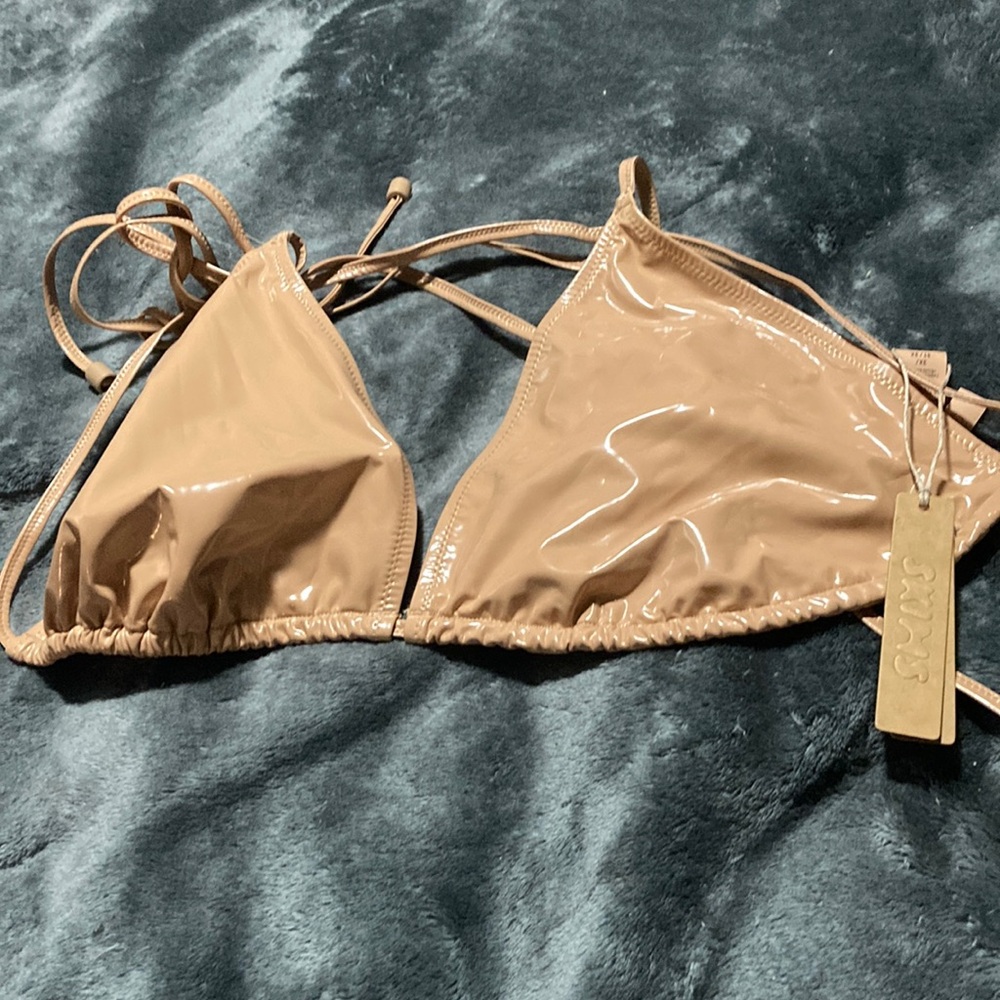 NEW! Skims bikini top - Picture 2 of 6